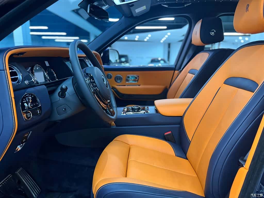 Rolls-Royce Cullinan, 2022 17