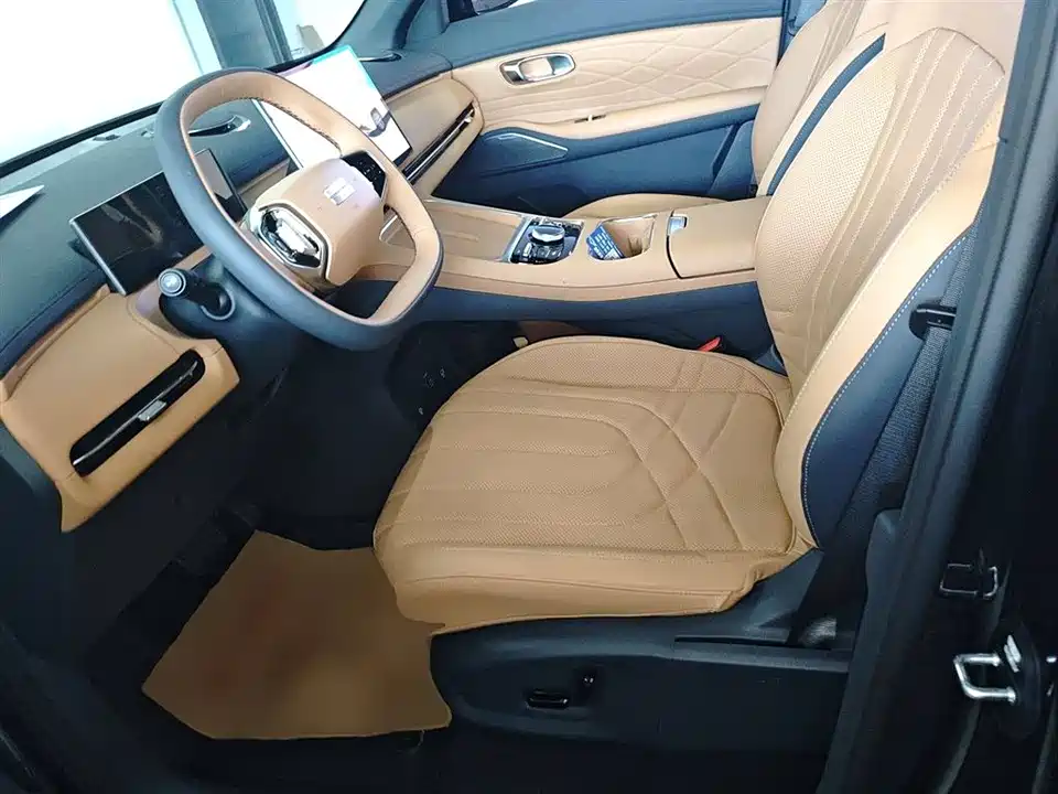 Geely Galaxy Galaxy Starship 7 EM-i