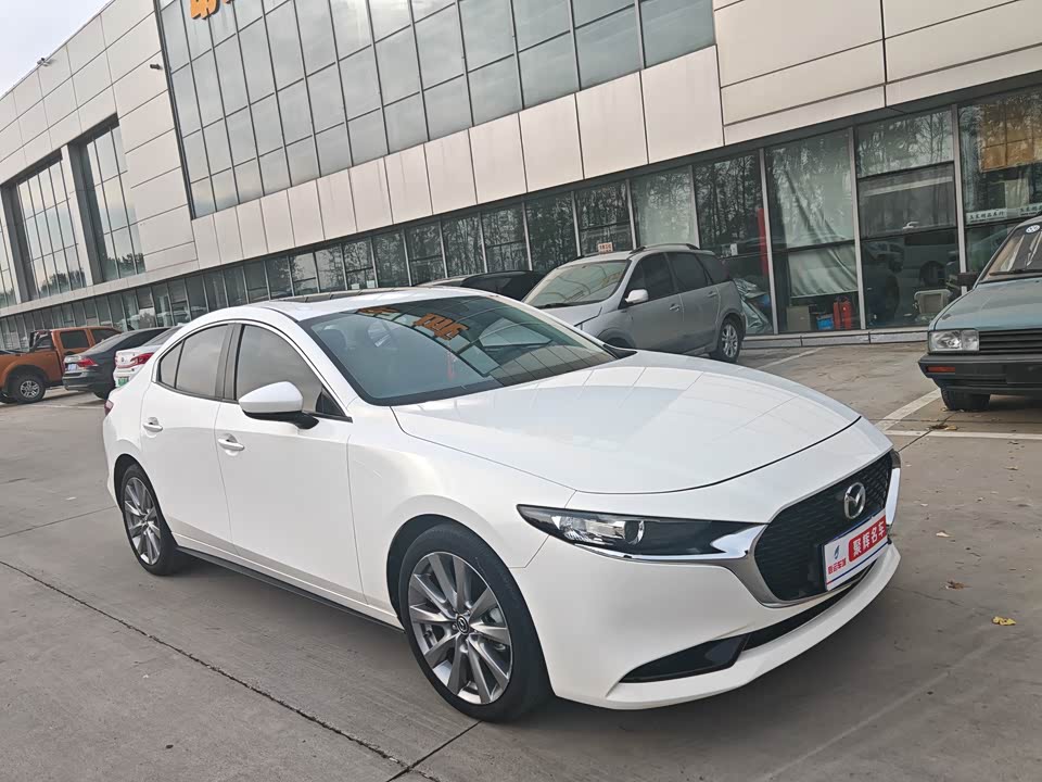 Mazda 3 Angkesaila