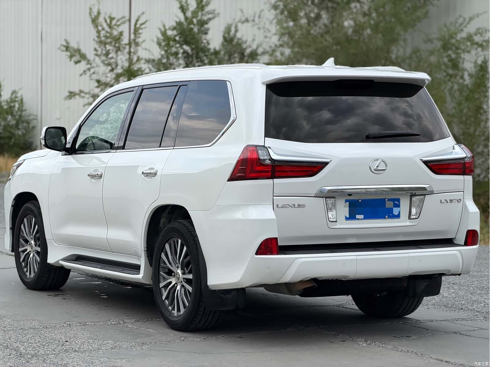 Lexus LX, 2017 9