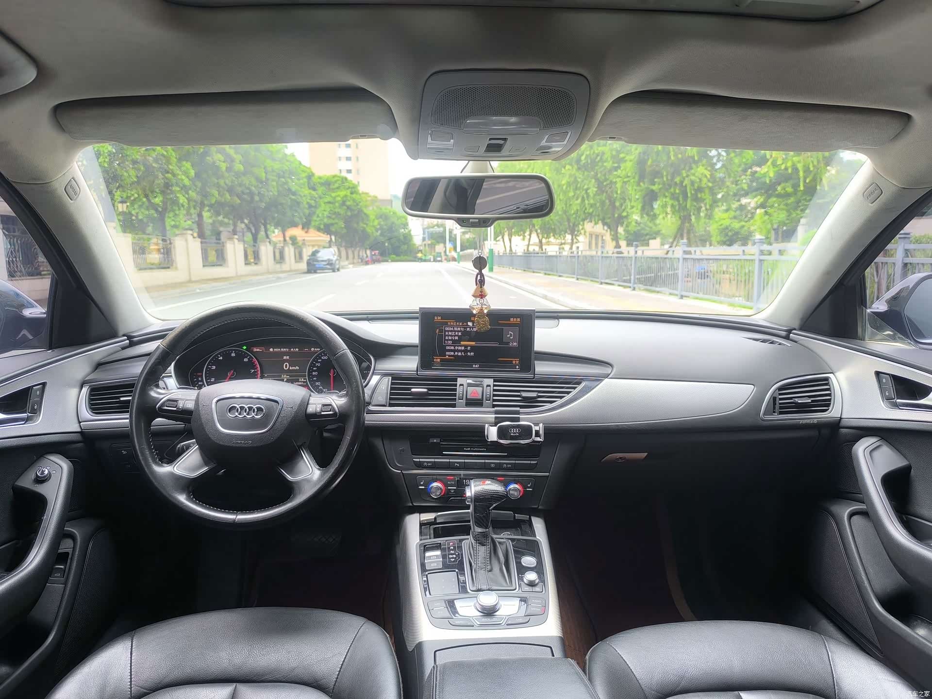 Audi A6L, 2013 11