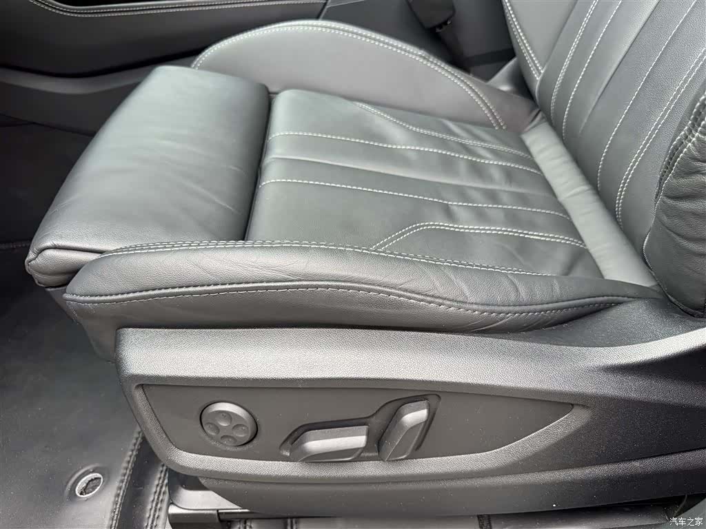 Audi Q5L, 2023 33