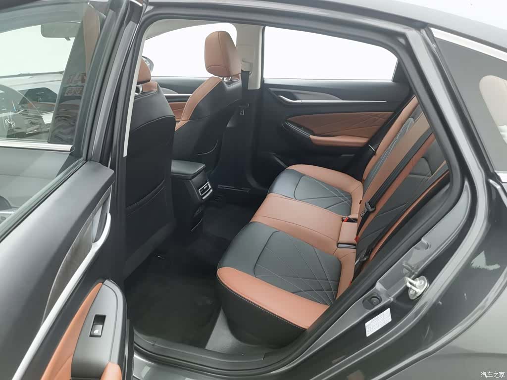 Changan Eado, 2025 15