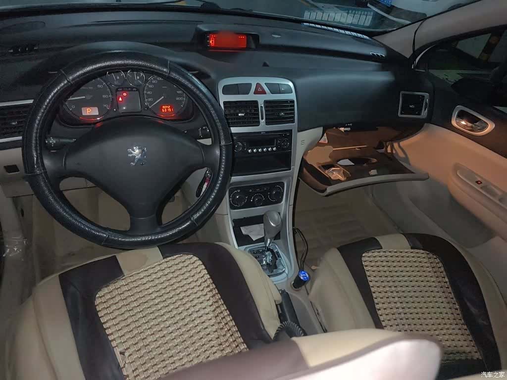 Peugeot 307, 2014 все фото