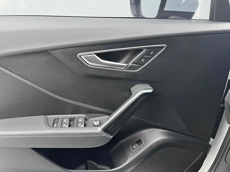 Audi Q2L Audi Q2L