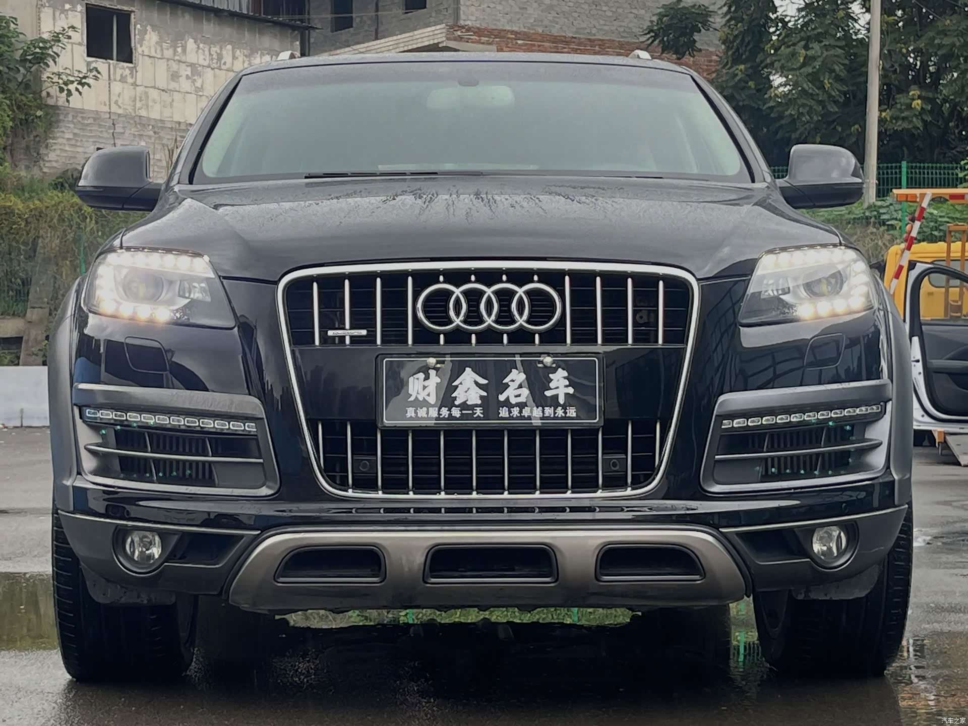 Audi Q7, 2013 3