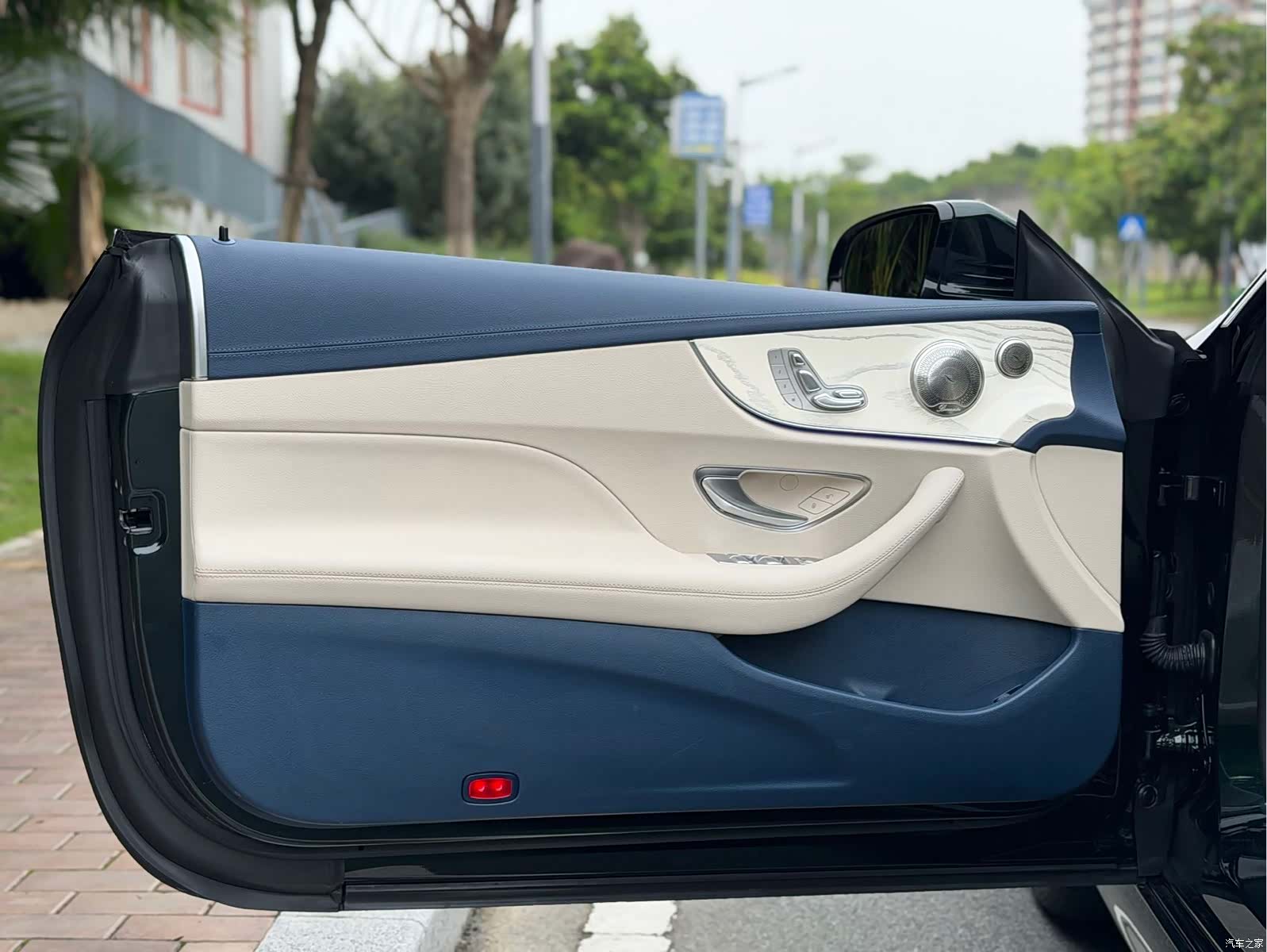 Mercedes-Benz E-Class, 2022 10