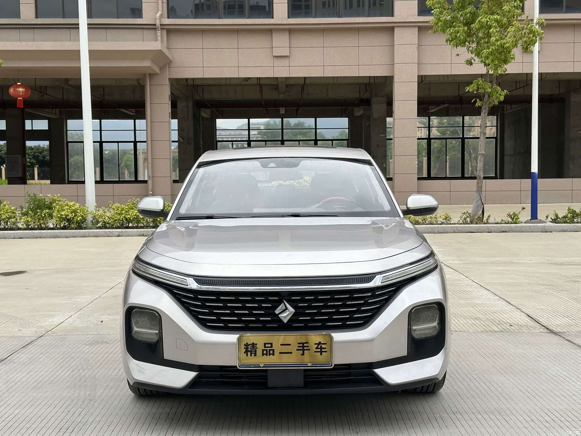 Wuling RC-5, 2021 2