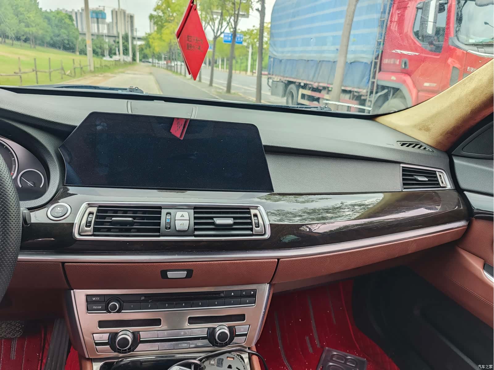 BMW 5 Series, 2014 16