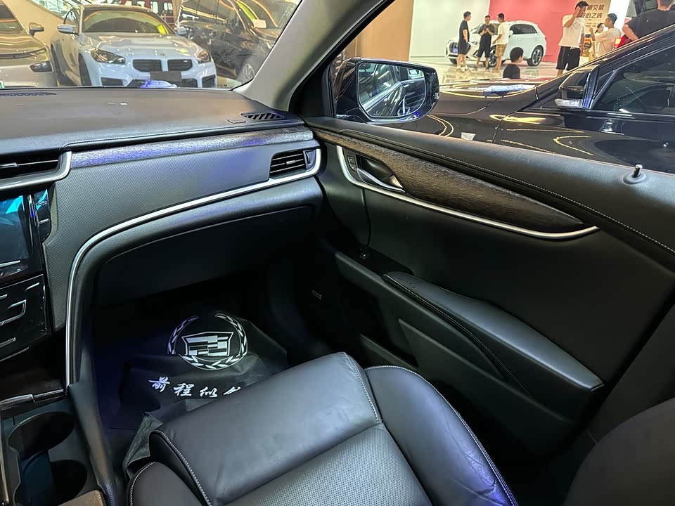 Cadillac XTS