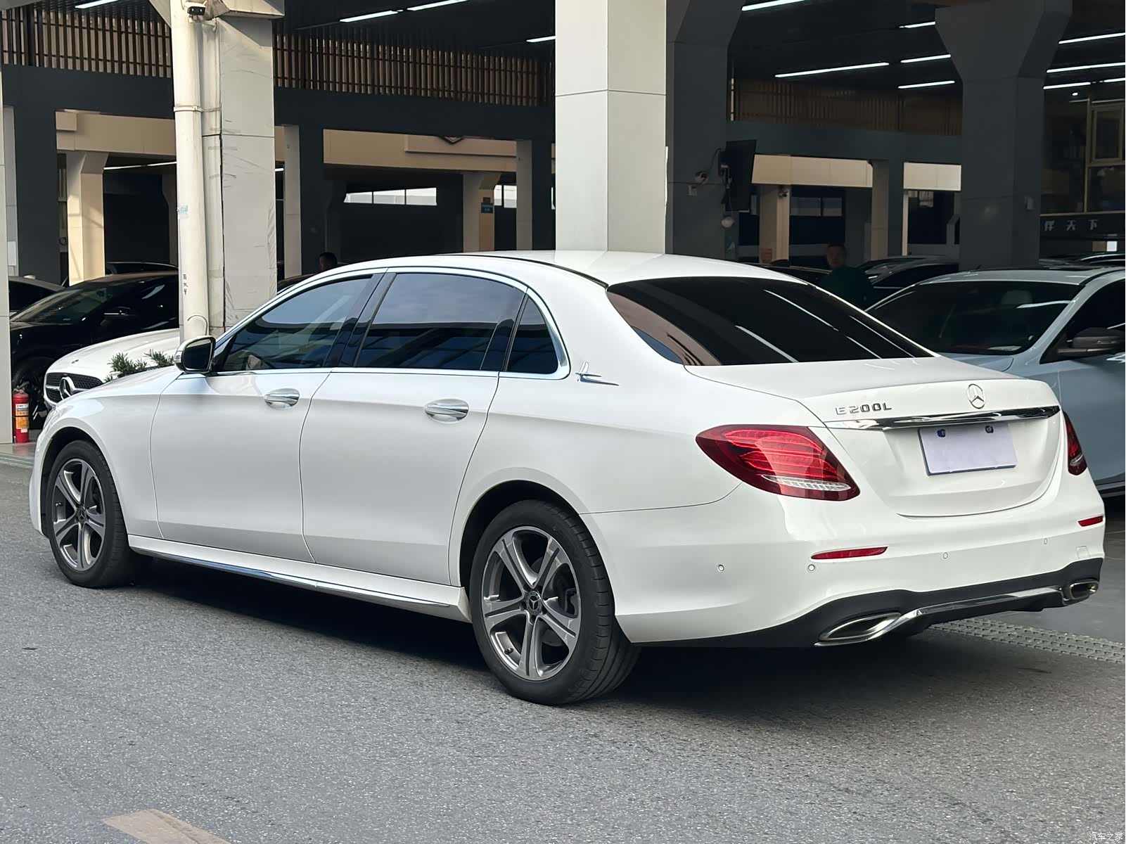 Mercedes-Benz E-Class, 2018 27