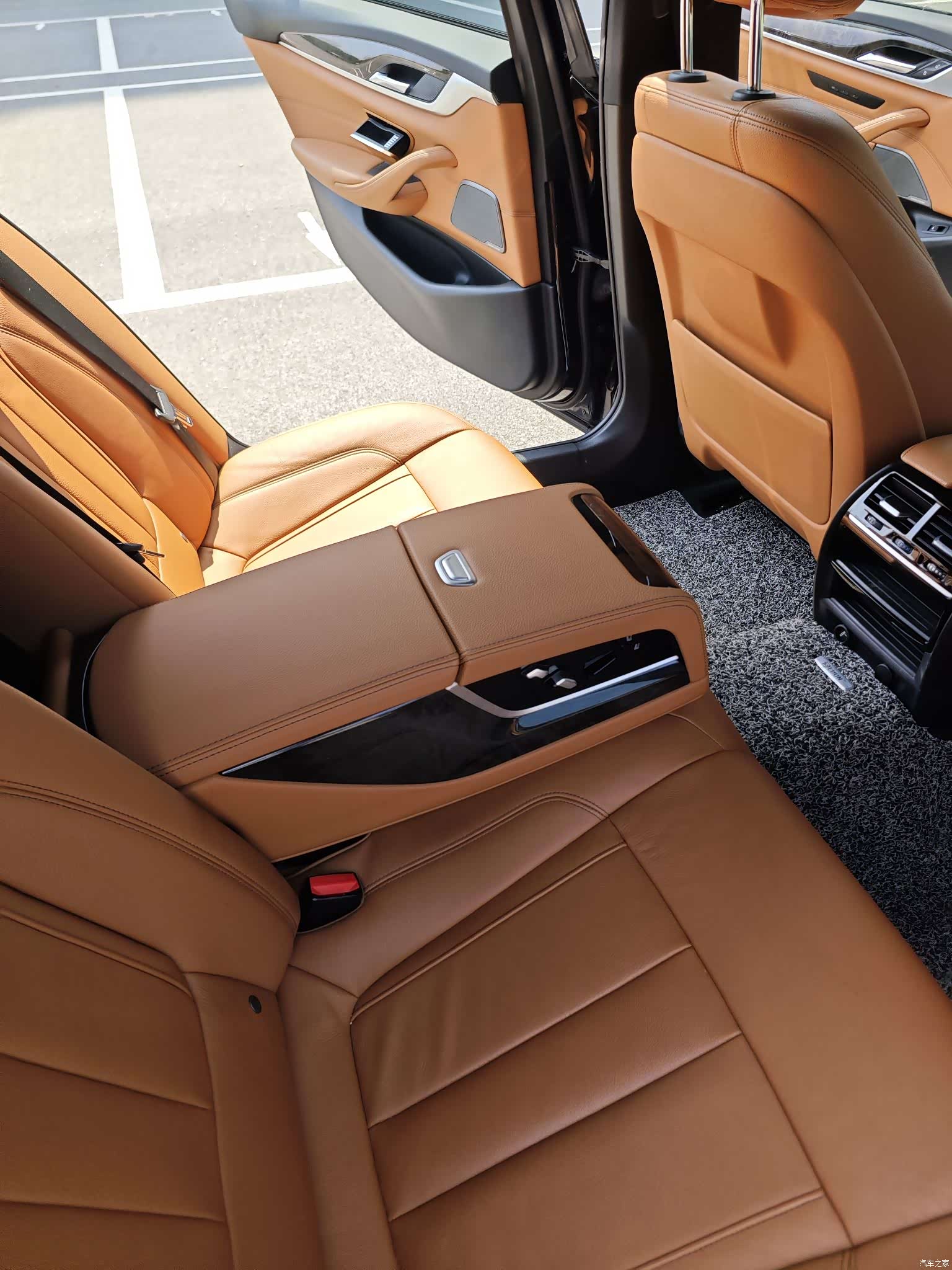 BMW 5 Series, 2017 13