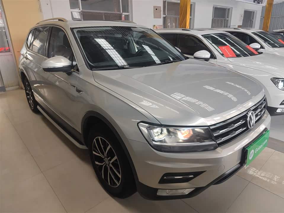 Volkswagen Tiguan L