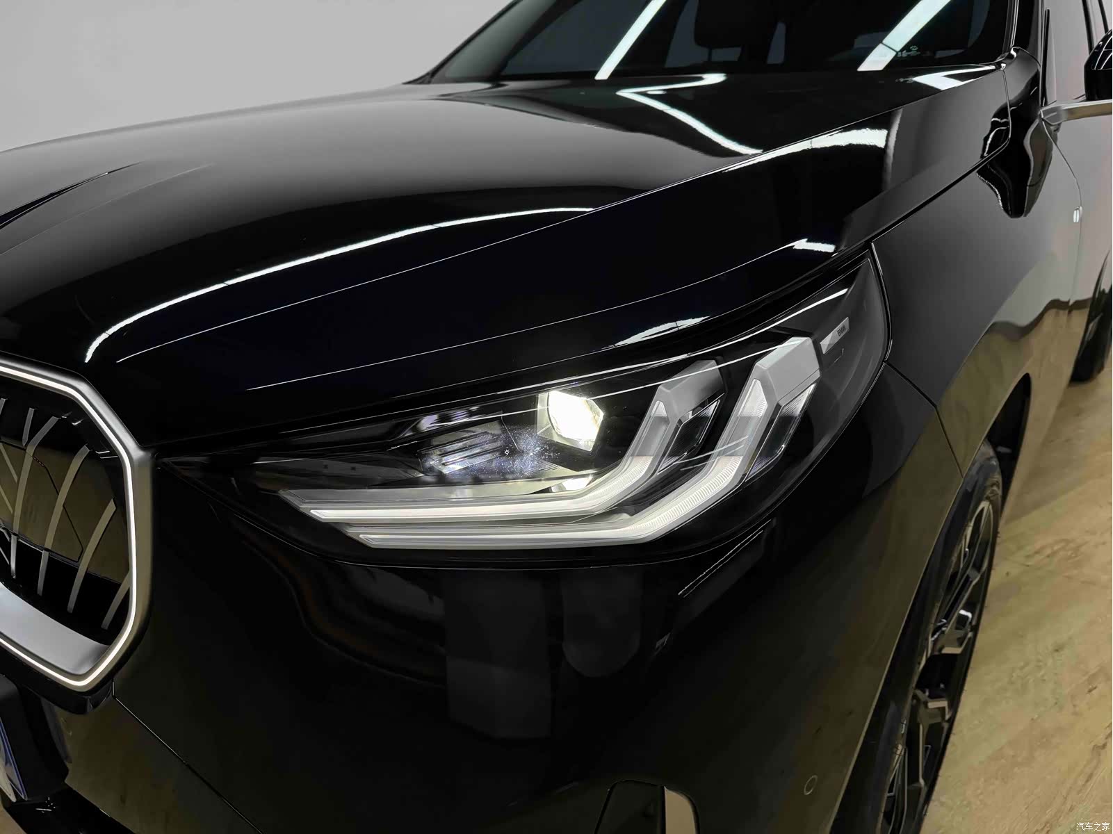 BMW X3, 2026 все фото