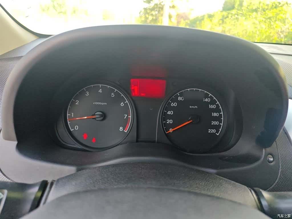 Hyundai GLS, 2015 4
