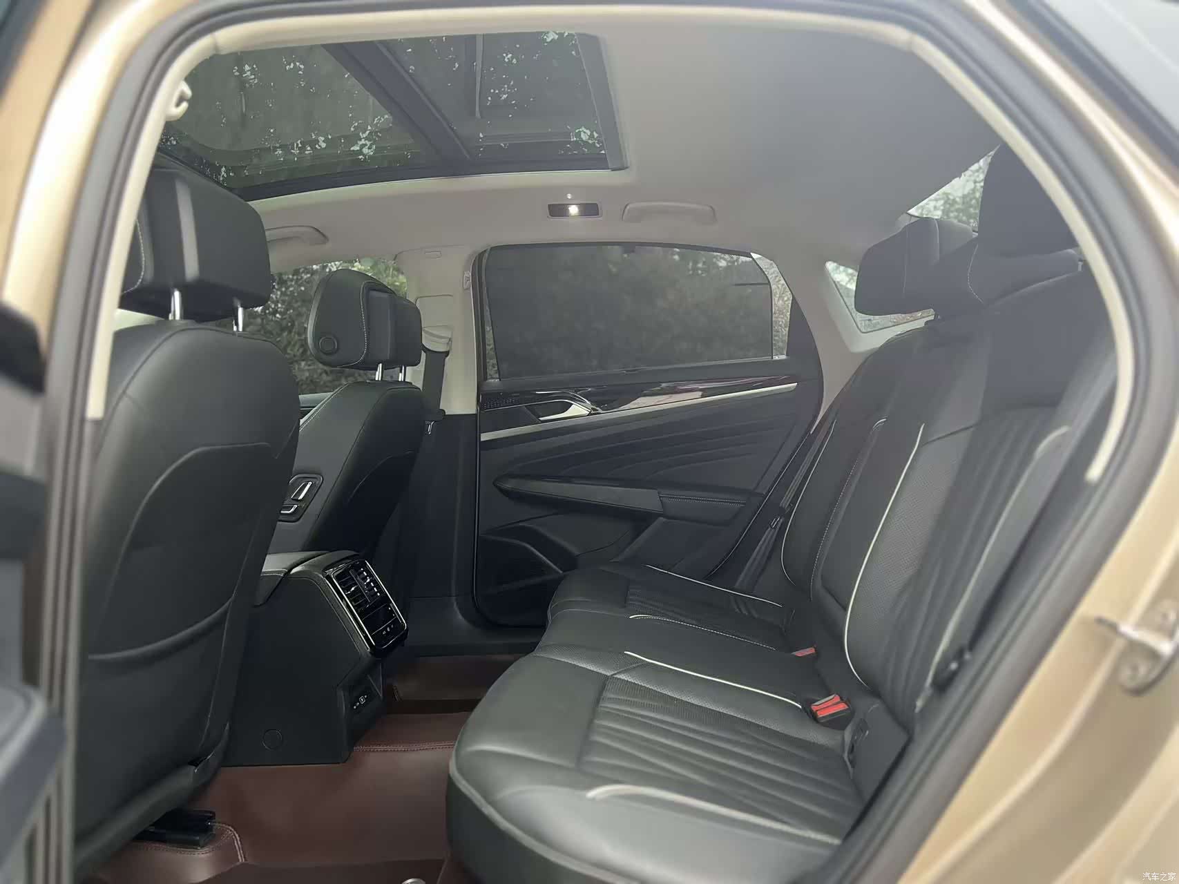 Volkswagen Passat, 2021 6