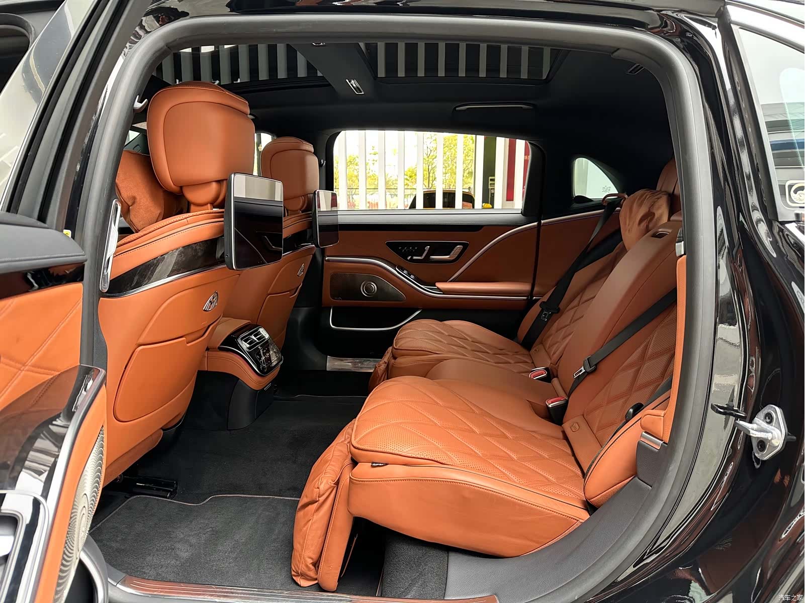 Maybach S-Class, 2022 11