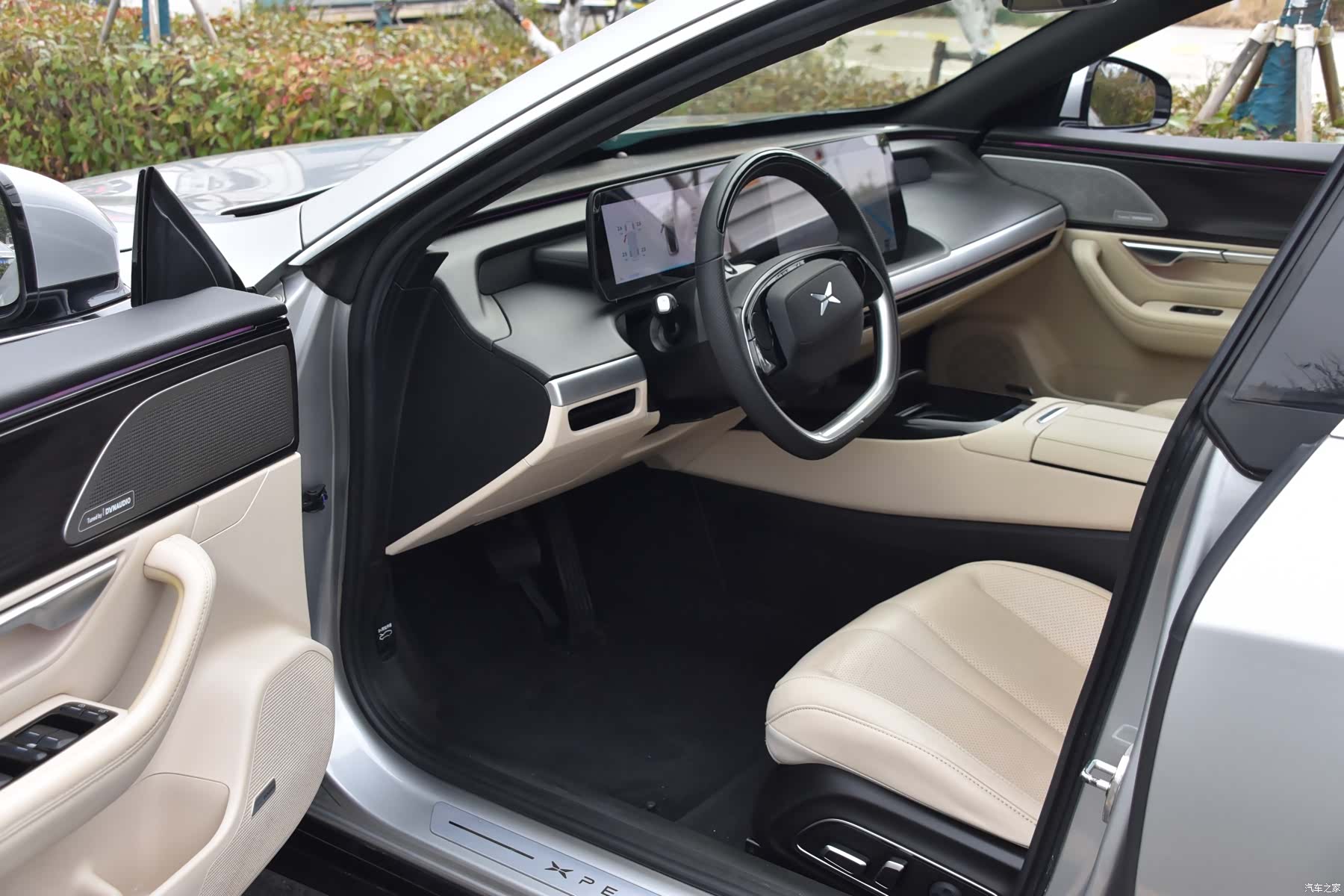 Xpeng P7, 2020 8