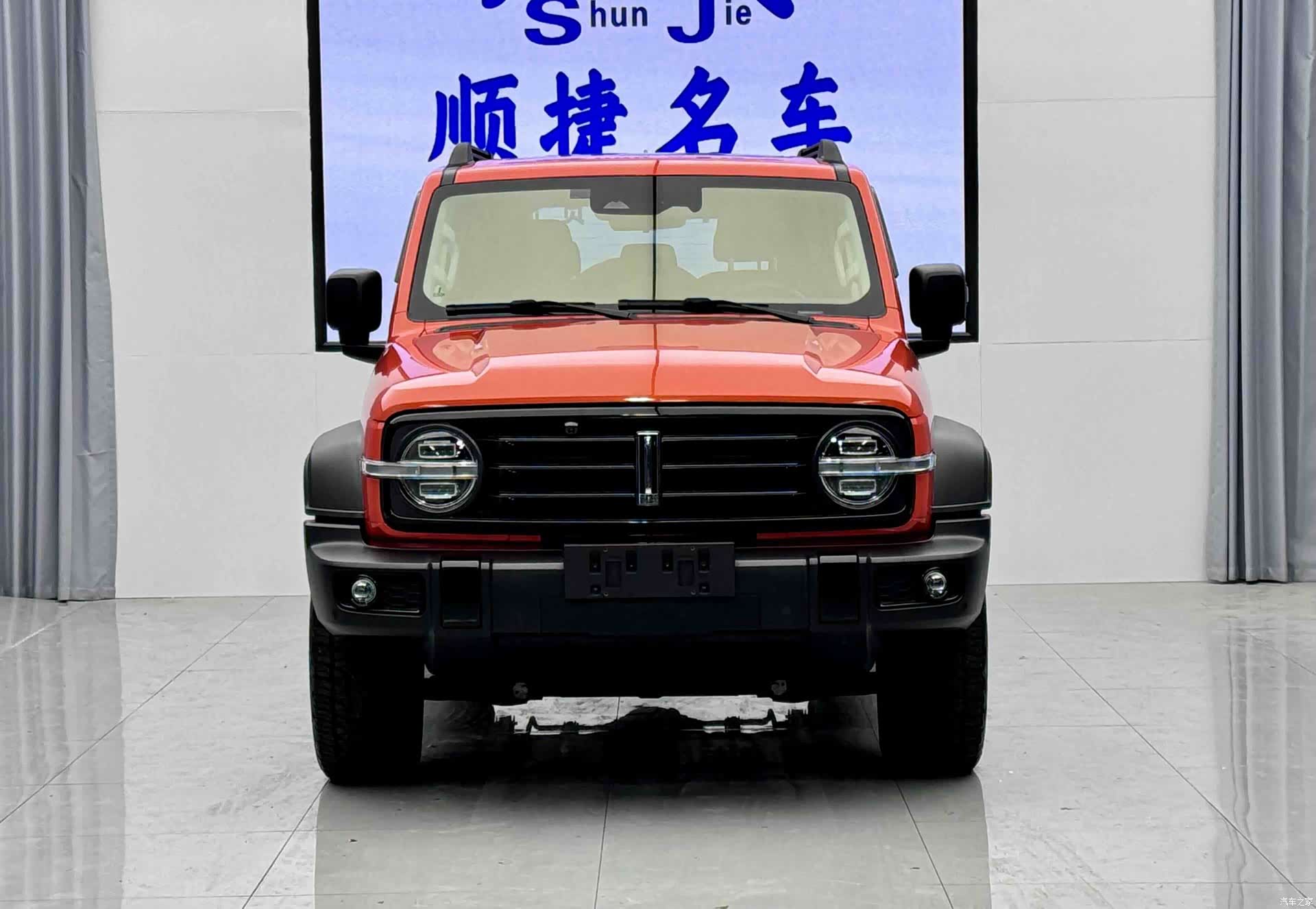 Tank 300, 2021 1