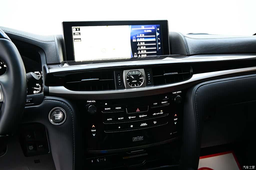 Lexus LX, 2019 14