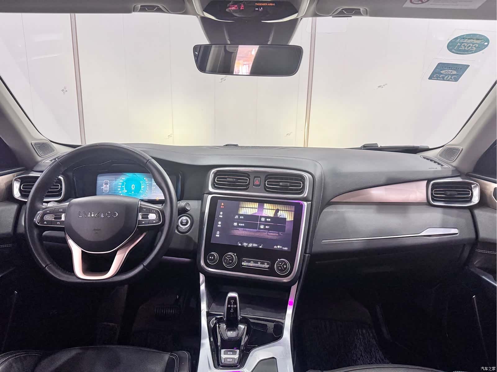 Lynk & Co 01, 2018 11