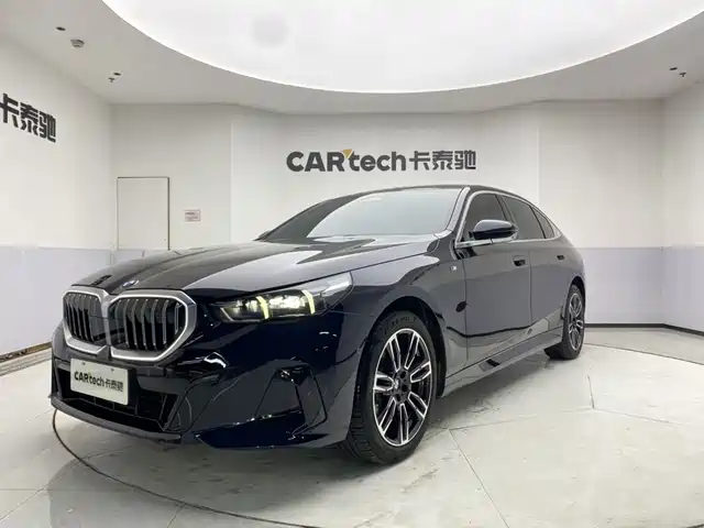 BMW 5 Series 2025 — купить из Китая под заказ