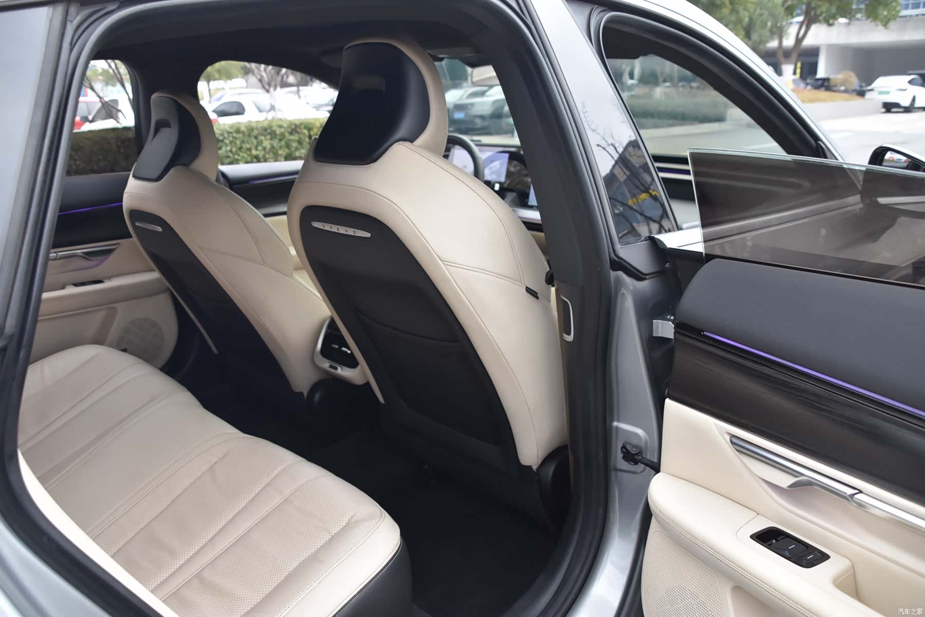 Xpeng P7, 2020 12