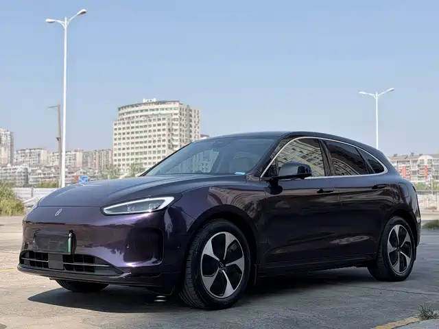AITO M5 2022 — купить из Китая под заказ
