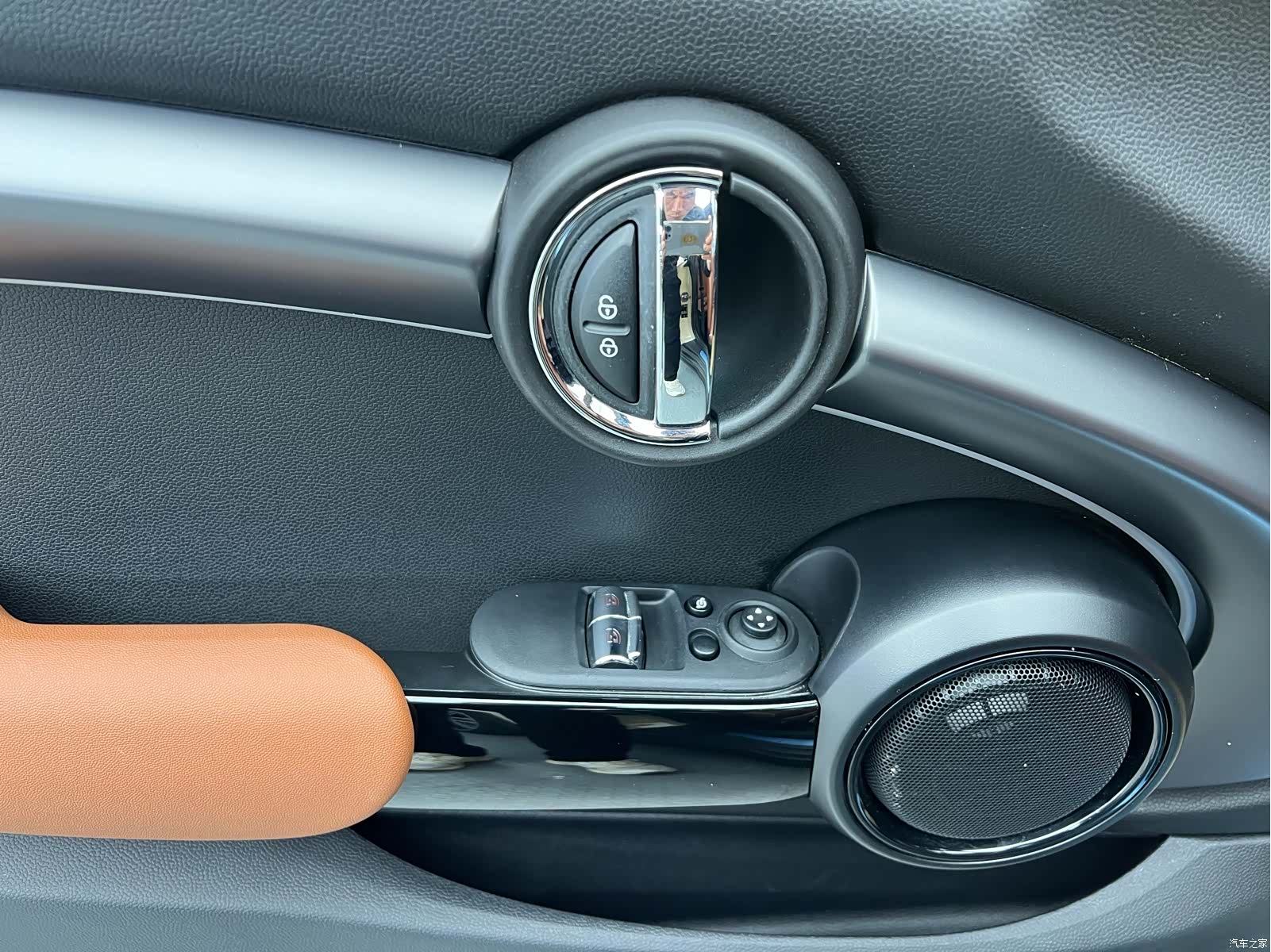 Mini Cooper, 2023 3