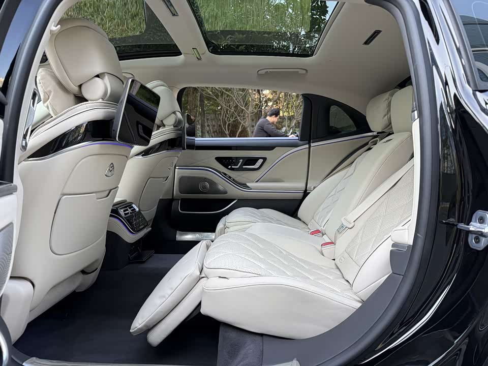 Mercedes-Benz Maybach S-class