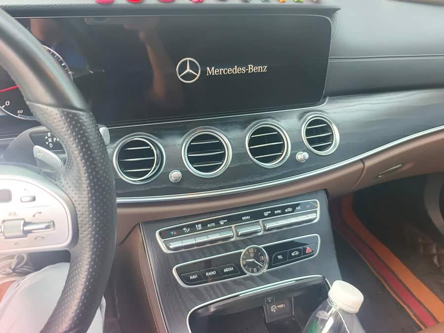 Mercedes-Benz E-Class 2019, фото 13
