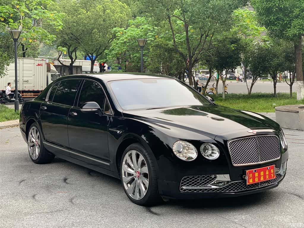 Bentley Flying Spur, 2012 3