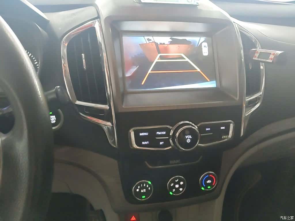 BAIC H3, 2018 13