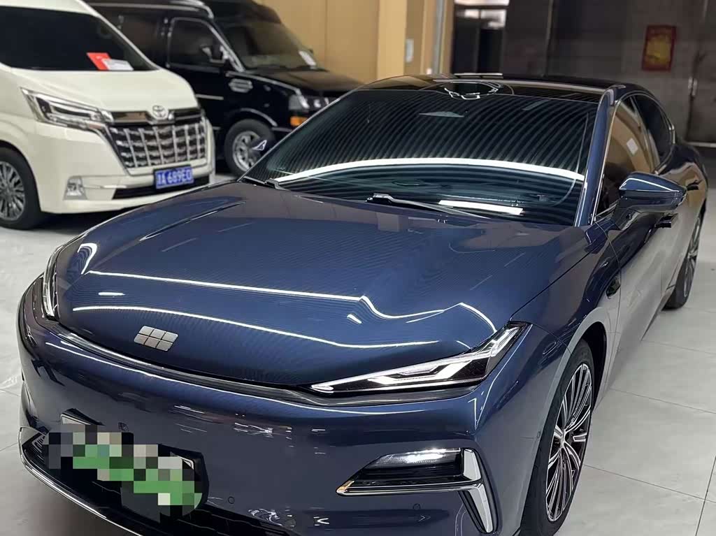Geely Galaxy Starshine 8