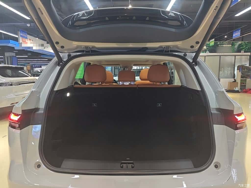 Leapmotor C10, 2025 19