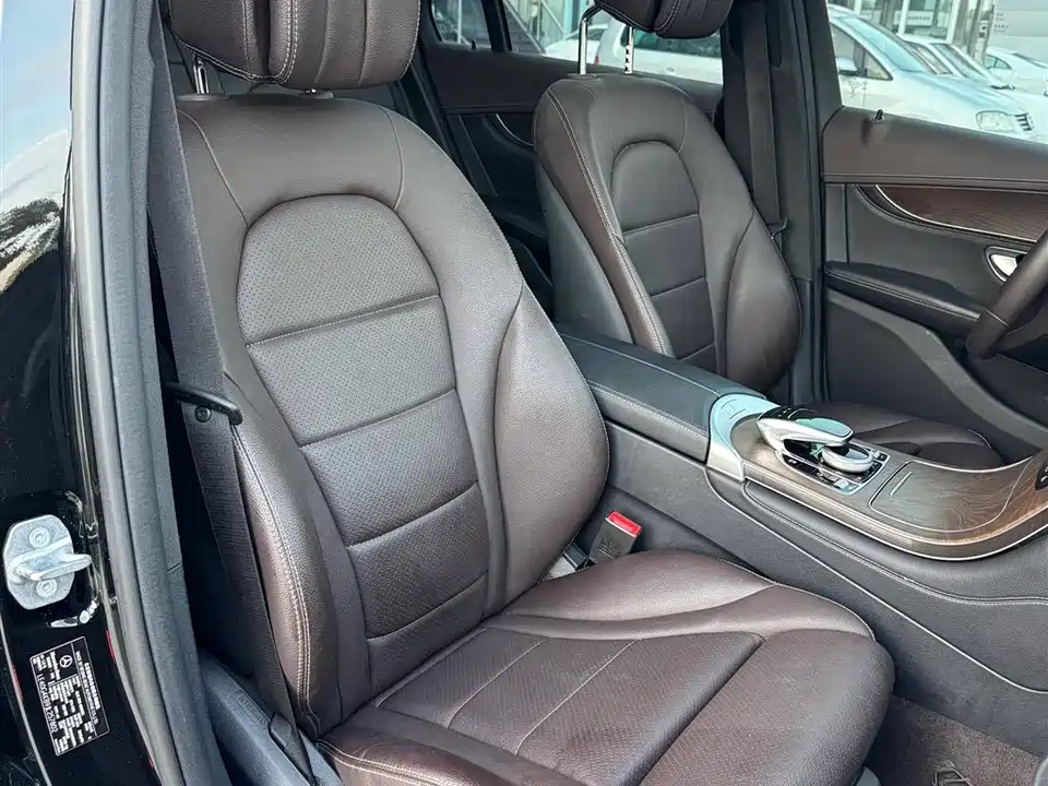 Mercedes-Benz GLC Mercedes-Benz GLC