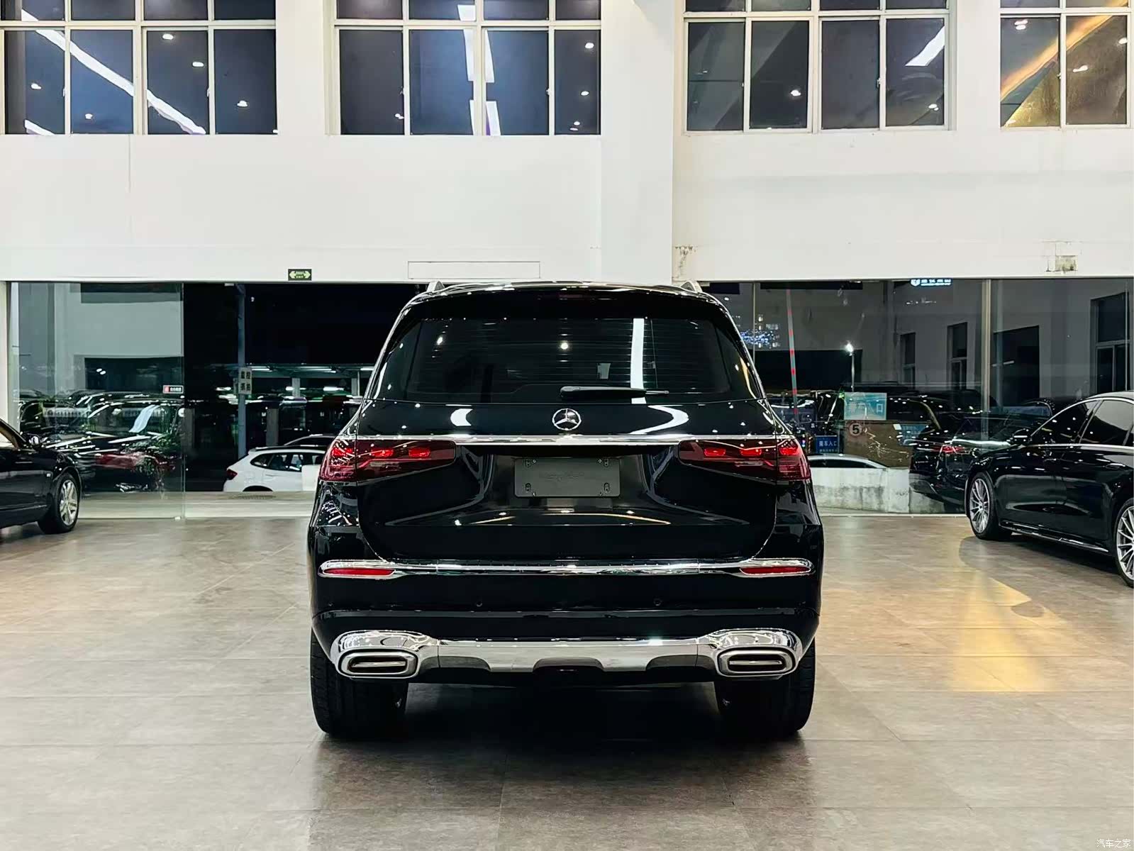 Mercedes-Benz GLS, 2024 все фото