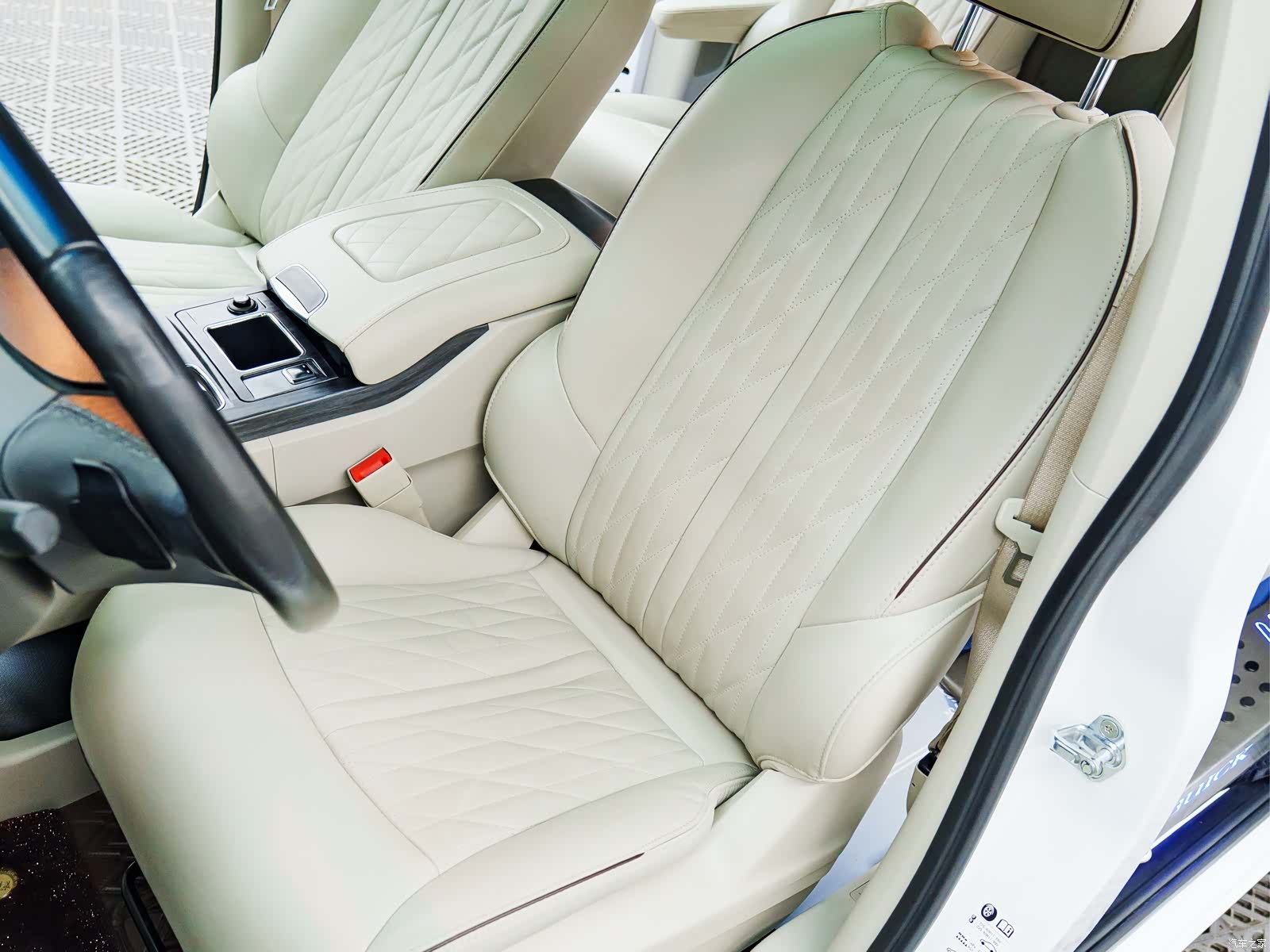 Buick GL8, 2022 14