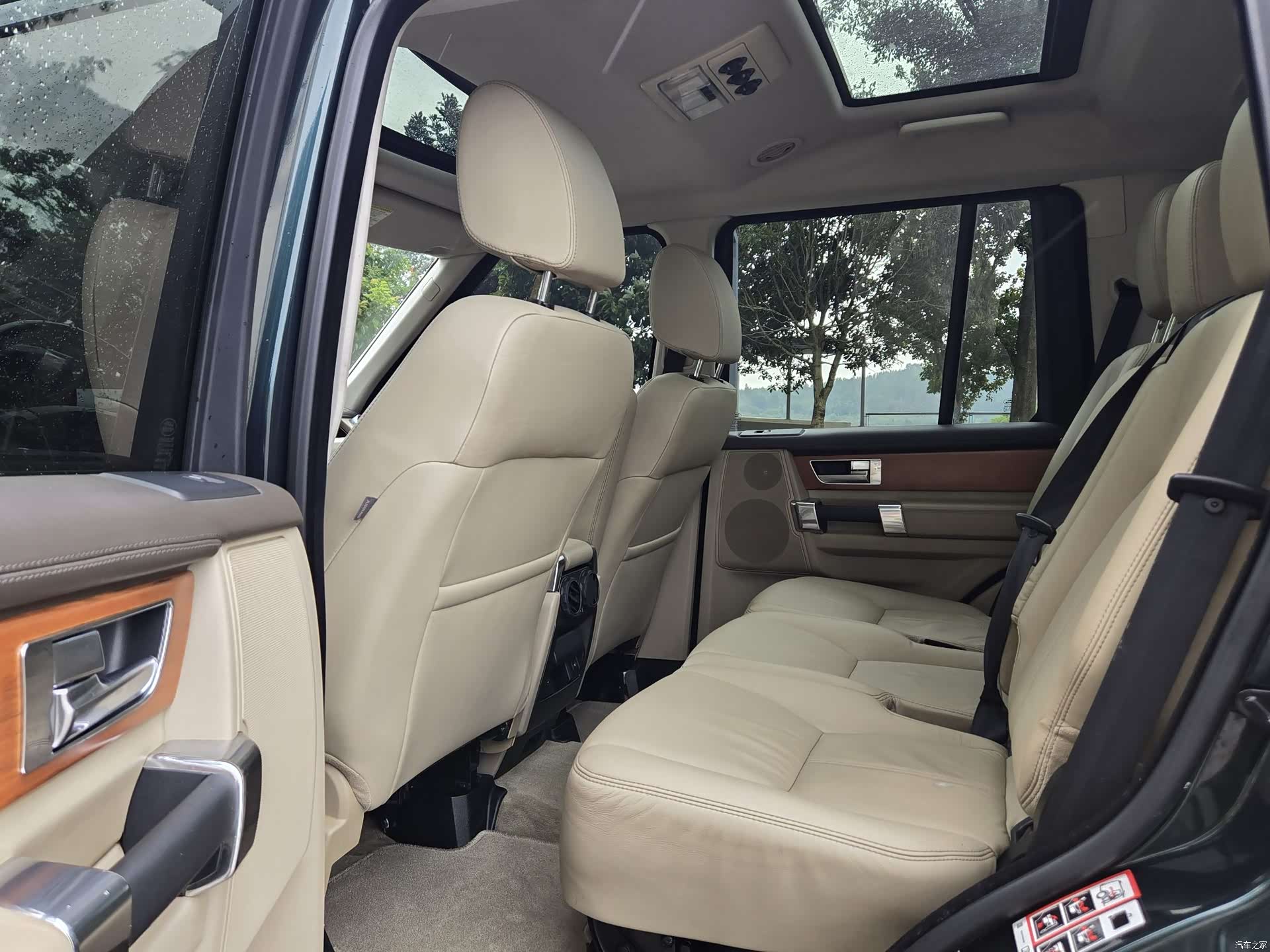 Land Rover Discovery, 2015 9