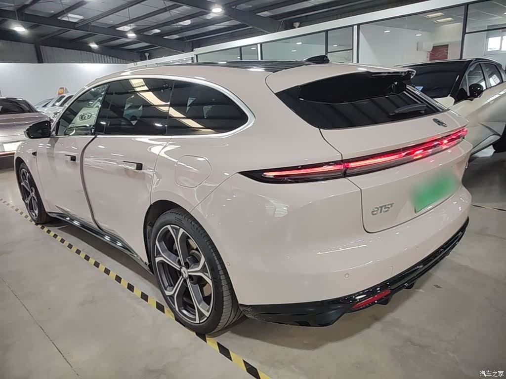 NIO ET5, 2025 4