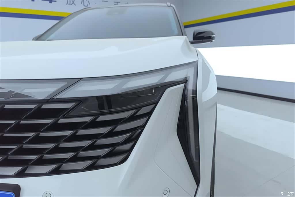 Geely Boyue, 2023 все фото