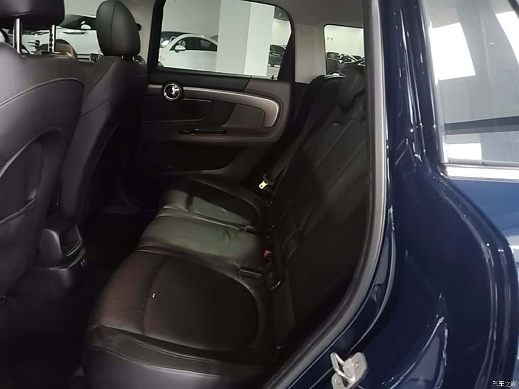 Mini Countryman, 2019 17