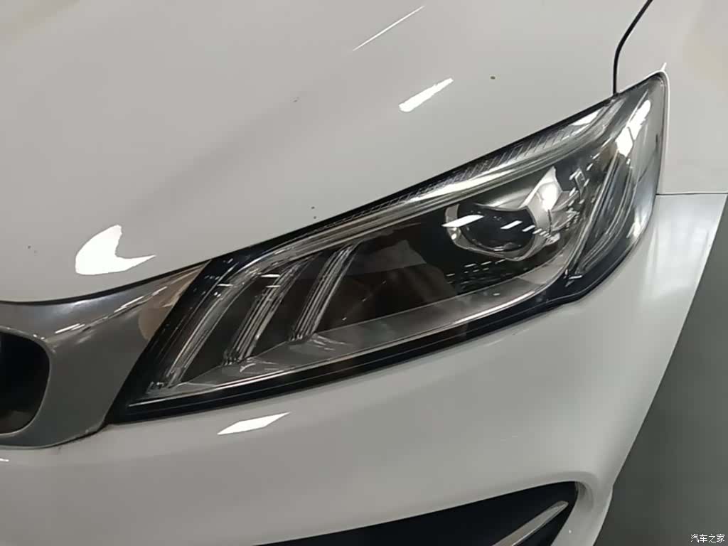 Geely Binray, 2020 24