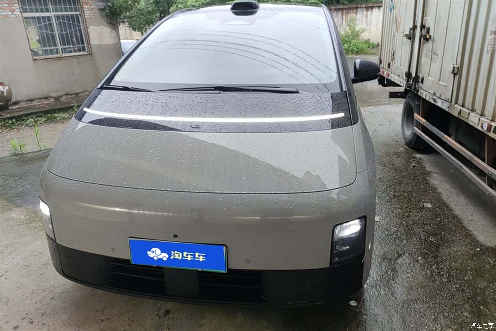 Li Auto MEGA, 2024 2