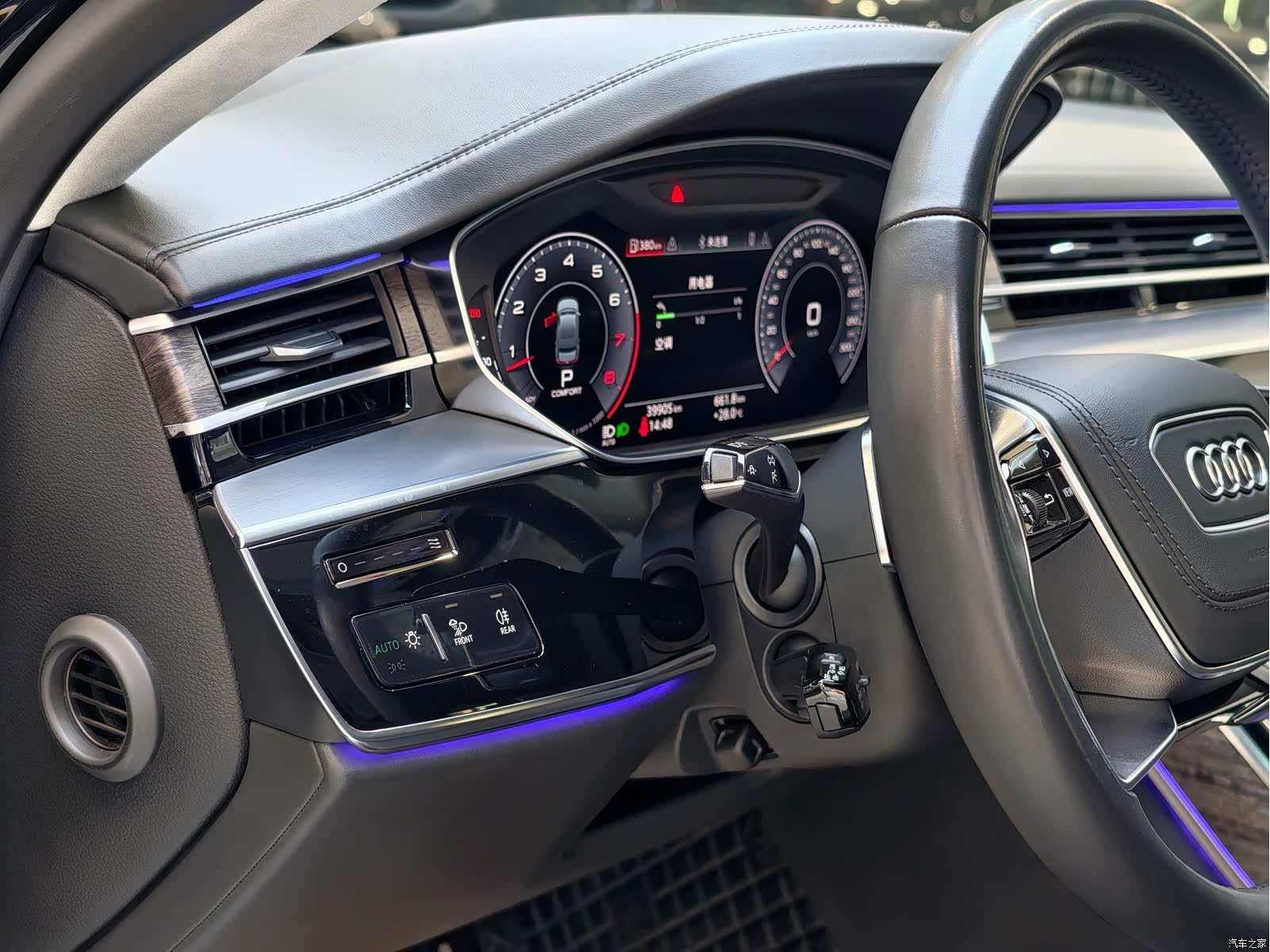 Audi A8L, 2020 все фото