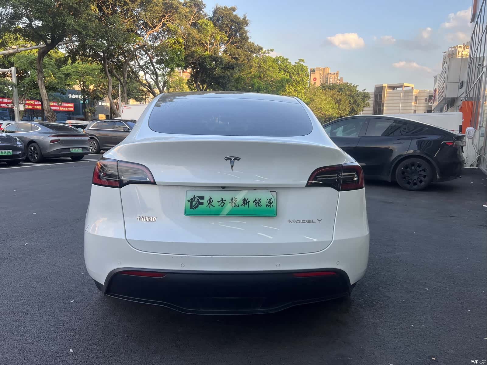 Tesla Model Y, 2023 7