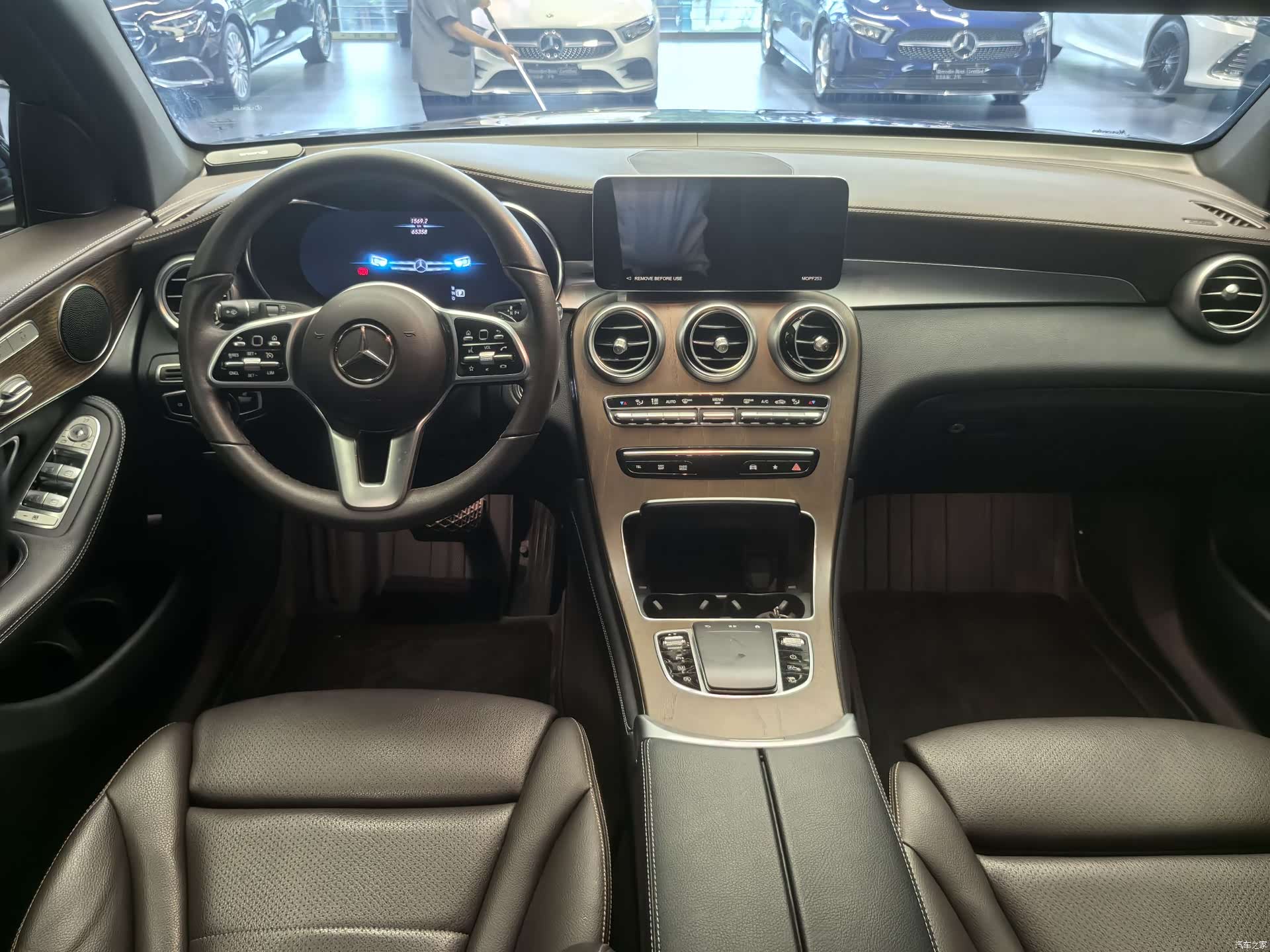 Mercedes-Benz GLC, 2022 8