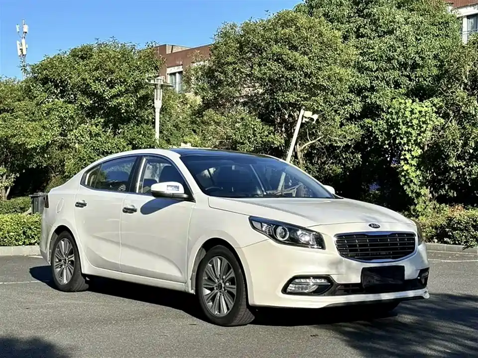 Kia K4