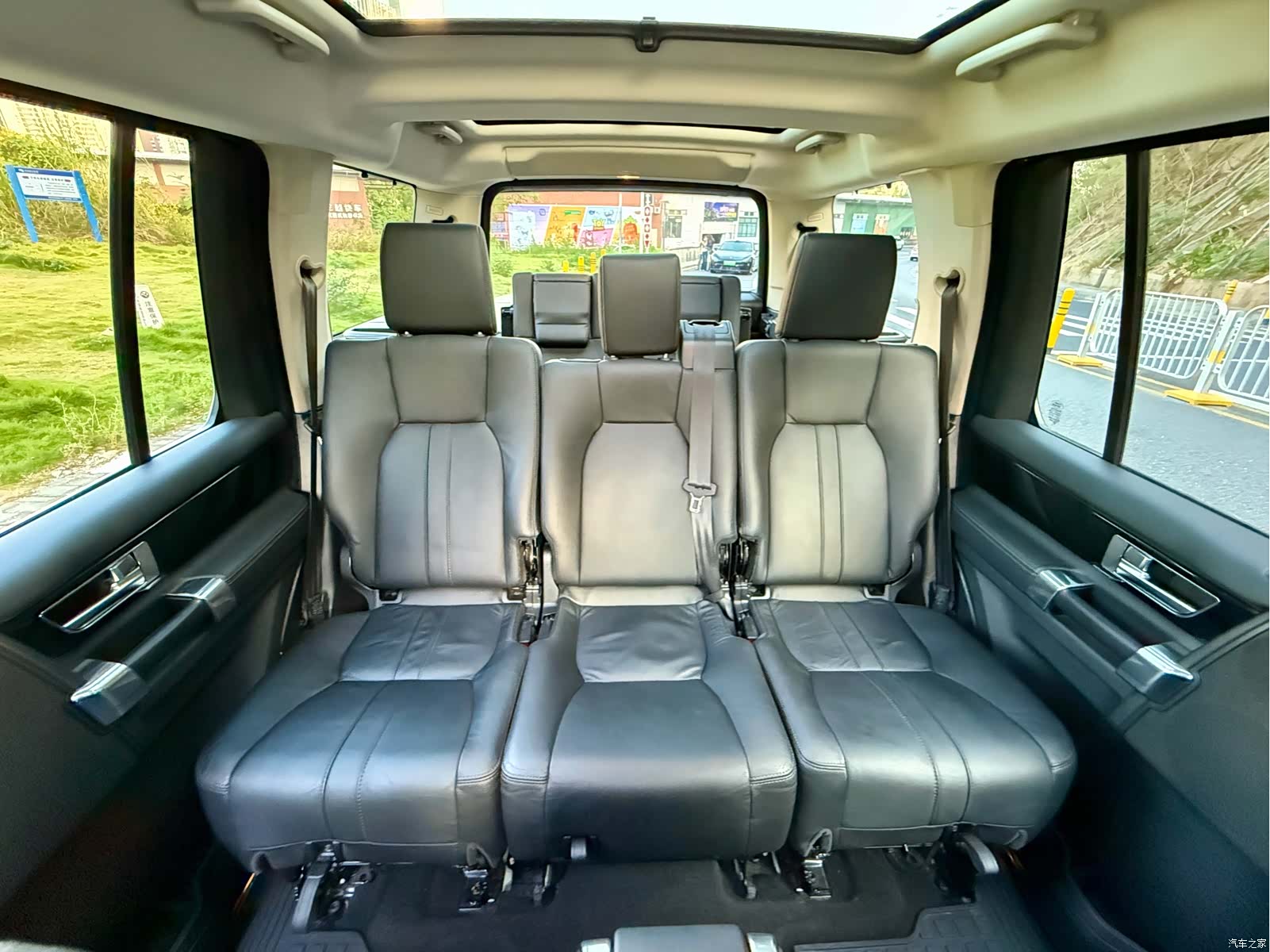 Land Rover Discovery, 2011 10