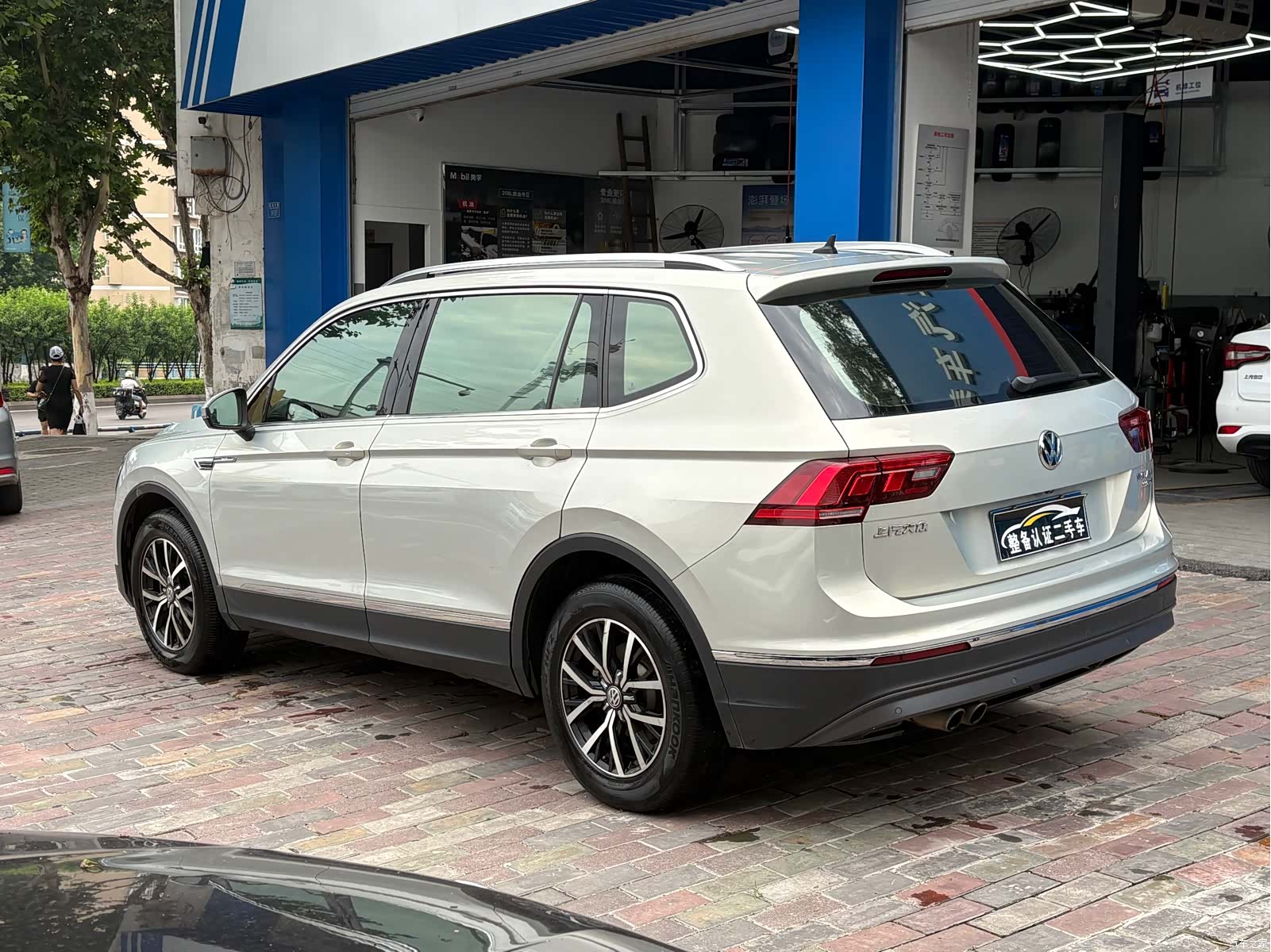 Volkswagen Tiguan L, 2017 4